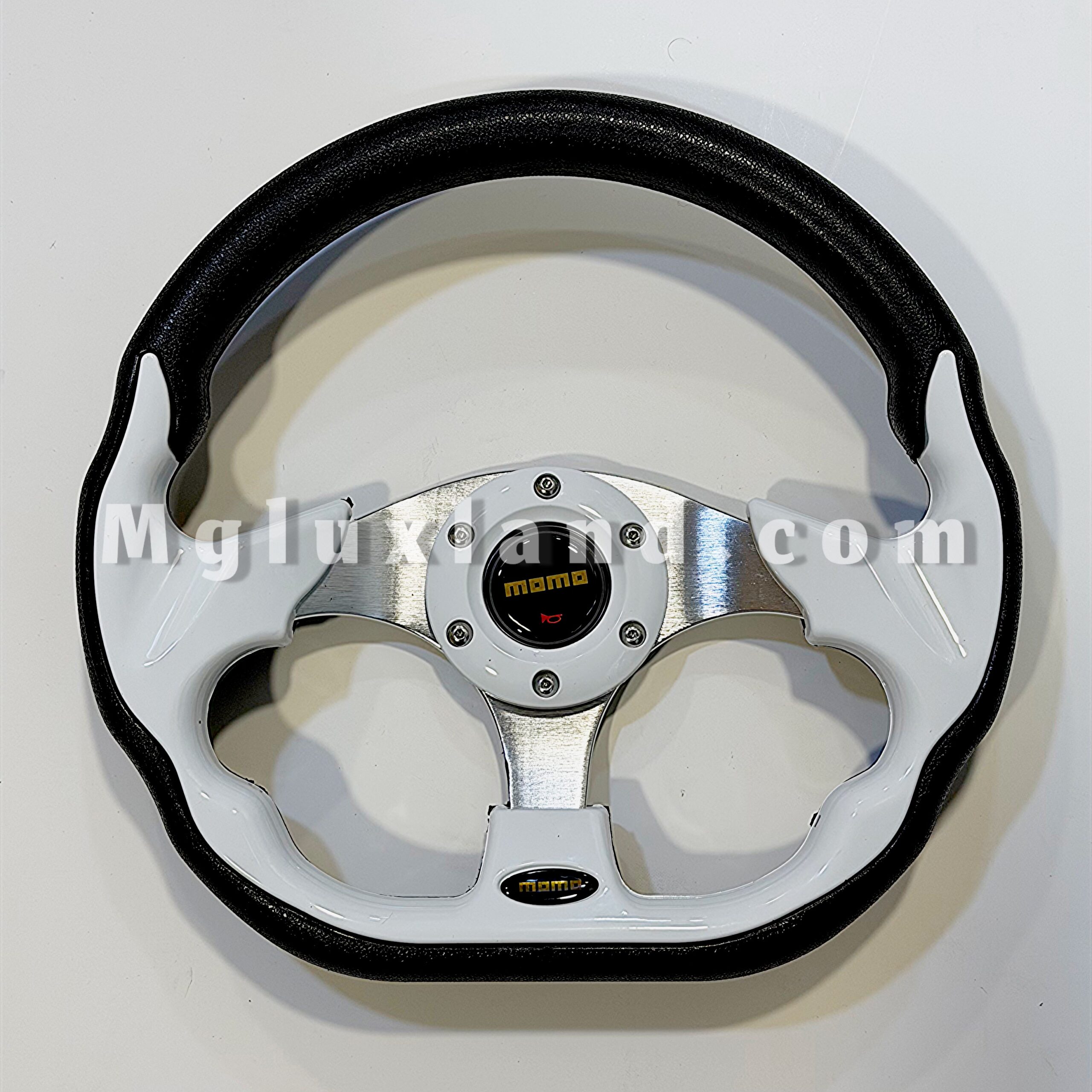 فرمان اسپرت طرح MOMO کربنی دی کات– وارداتی چین